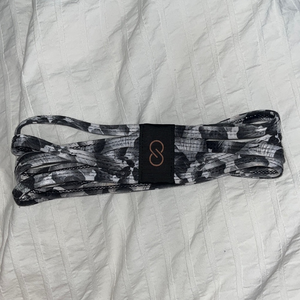 CALIA headband (FREE with purchase)